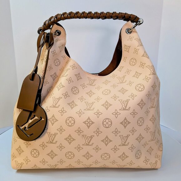 Louis Vuitton Cream Perforated Leather Mahina Babylon GM Hobo Bag - Picture 1 of 16